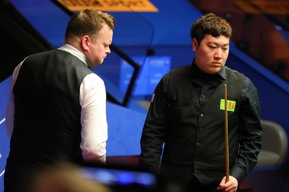 文化再次受 文化再次受