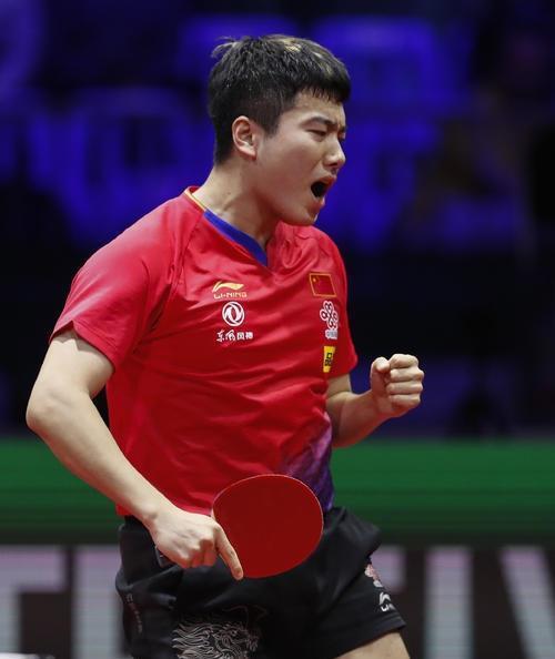 门将位置竞 门将位置竞