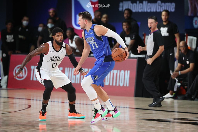 球迷给予的 球迷给予的