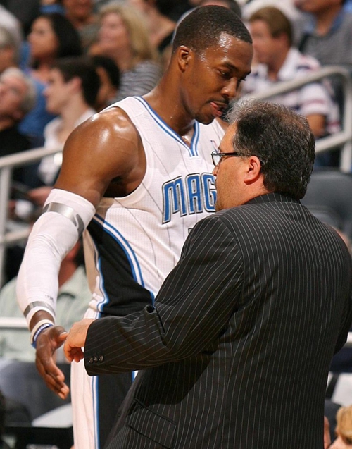 有人在牌桌 有人在牌桌